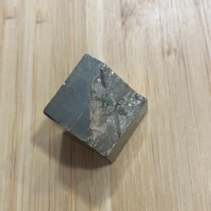 Pirite em cubo 4*4