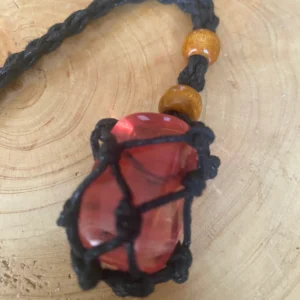 Colar Macramé Quartzo Cereja