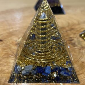 Orgonite Pirâmide Sodalite