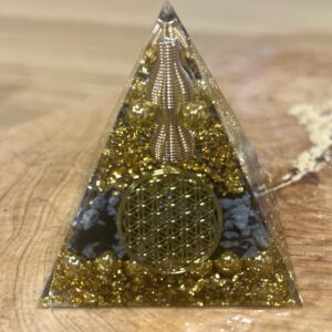 Orgonite Pirâmide de Quartzo Turmalinado